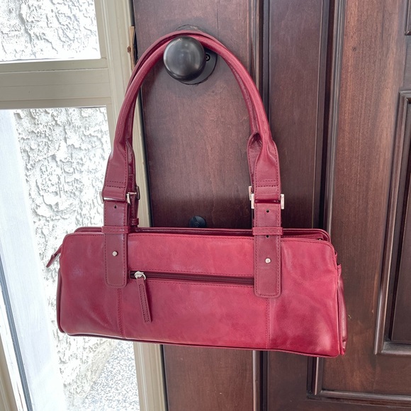 ITALIAN RED LEATHER BAG - Picture 1 of 3
